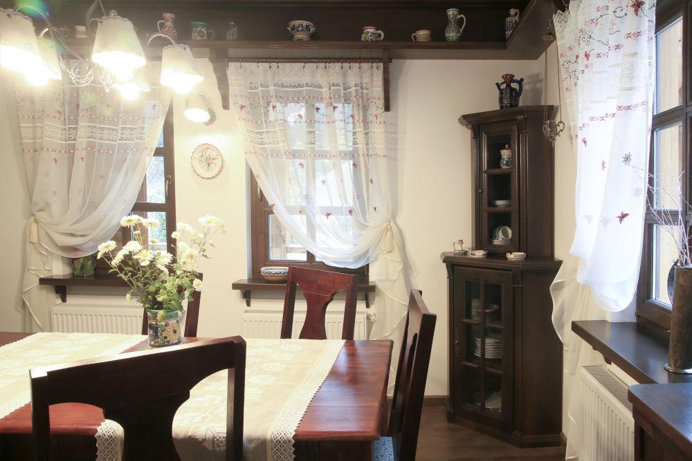adelaparvu.com despre casa traditional romaneasca Dambovicioara, judetul Arges, arh. Sorin Istudor, designer Marinela Filip (37)