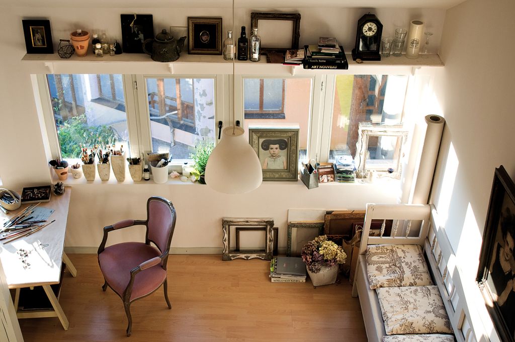 Atelier de artist, locul in care creeaza Barbara Hangan. Foto Adriana Becichi