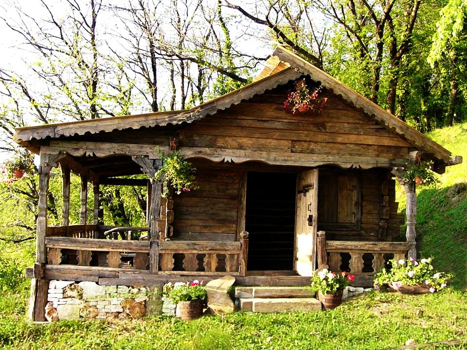 adelaparvu.com despre case din lemn vechi, mester Danut Hotea, case rustice din lemn (15)