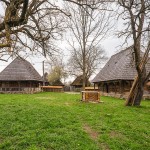 adelaparvu.com despre case din lemn maramuresene, case restaurate Maramures, Breb, Foto Dragos Asaftei (4)