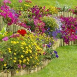 adelaparvu.com despre idei cu garduri, borduri pentru gradina de flori (1)