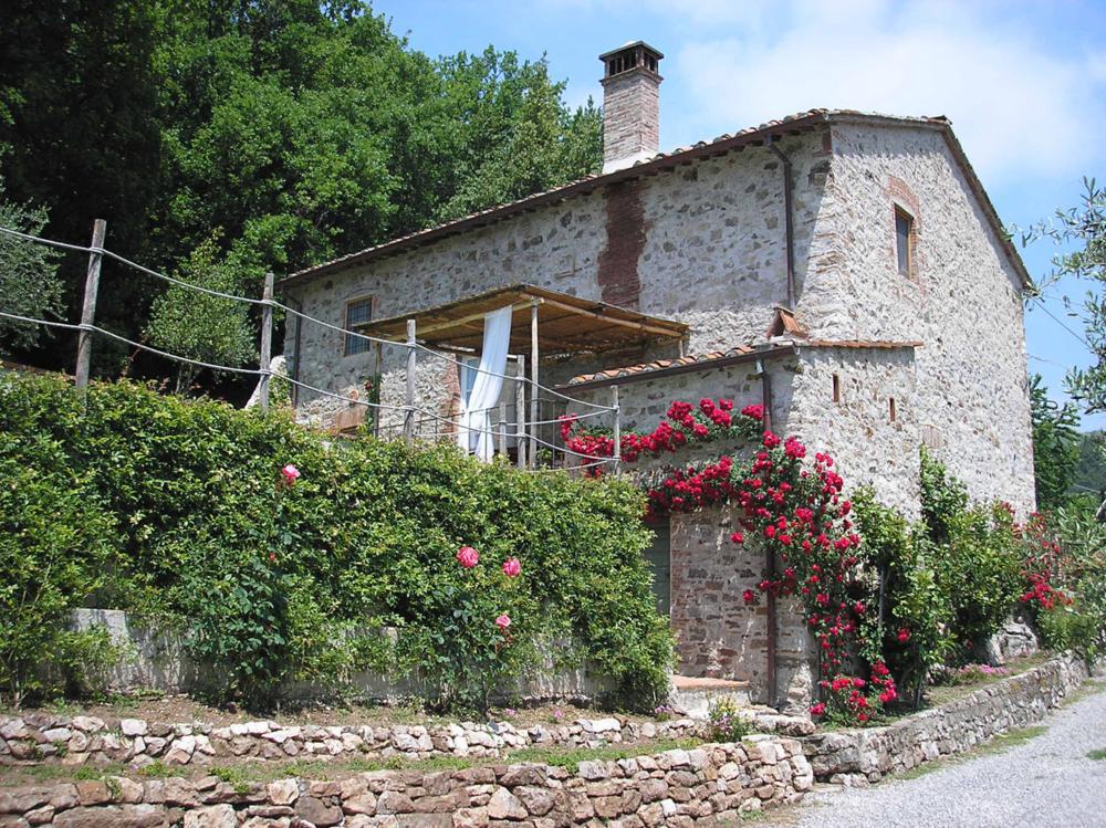 adelaparvu.com despre stilul toscan, casa in stil toscan, Casa Fiora, Lucca, Italia 