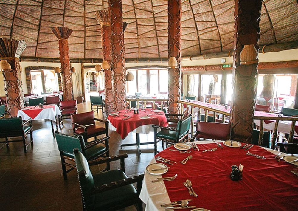 adelaparvu.com despre casa dom in Africa, casa cu acoperis dom din stuf, Serengeti Serena Safari Lodge,Tanzania (11)