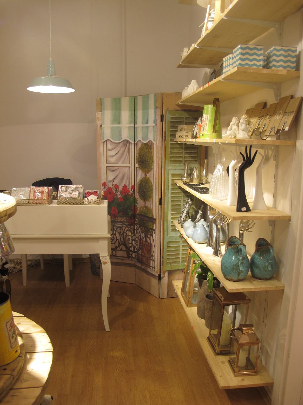 adelaparvu.com despre magazin de decoratiuni si mobila din Cluj, Insignist, Foto Adela Parvu (3)