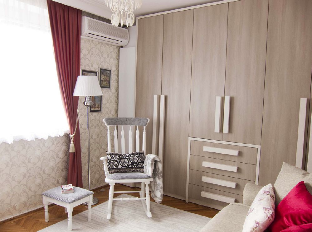 adelaparvu.com despre reamenajare apartament 3 camere Bucuresti, designer Adriana Croveanu (2)