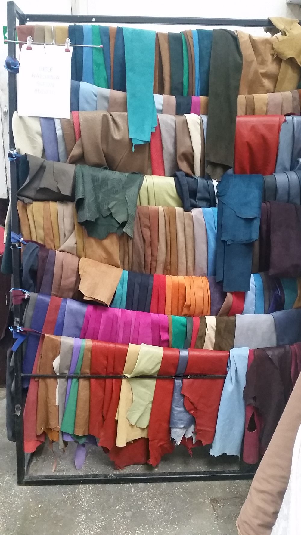 adelaparvu.com despre depozit de materiale textile pentru tapiterie Bucuresti, Anatex (26)