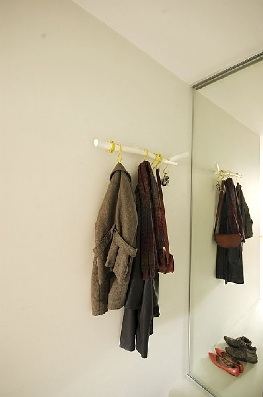 adelaparvu.com despre apartament 41 mp cu doua paturi matrimoniale, design interior arh Daria Pietryka (19)