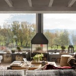 adelaparvu.com despre casa din lemn cu ferestre catre peisaj, design interior Marta Tobella, Sacum Studio, Foto ElMuelbe (15)