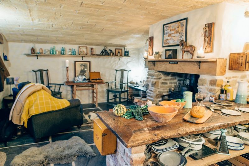 adelaparvu.com despre casa de vacanta cu carute anexate, casa Nomad, Marhamchurch, Cornwall, UK, Foto Unique Home Stays (19)