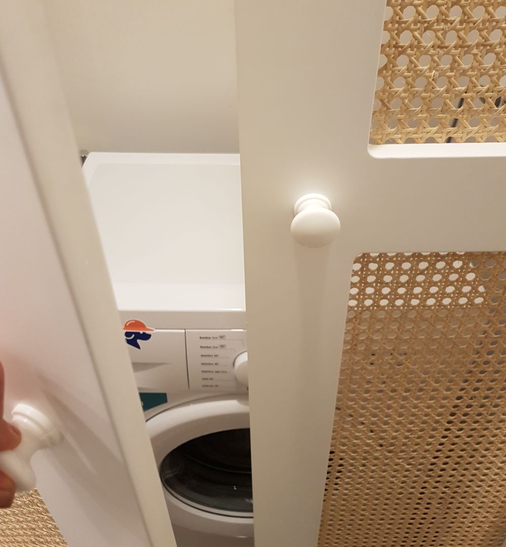 Locul mașinii de spălat. Foto cu Samsung Galaxy Note 8